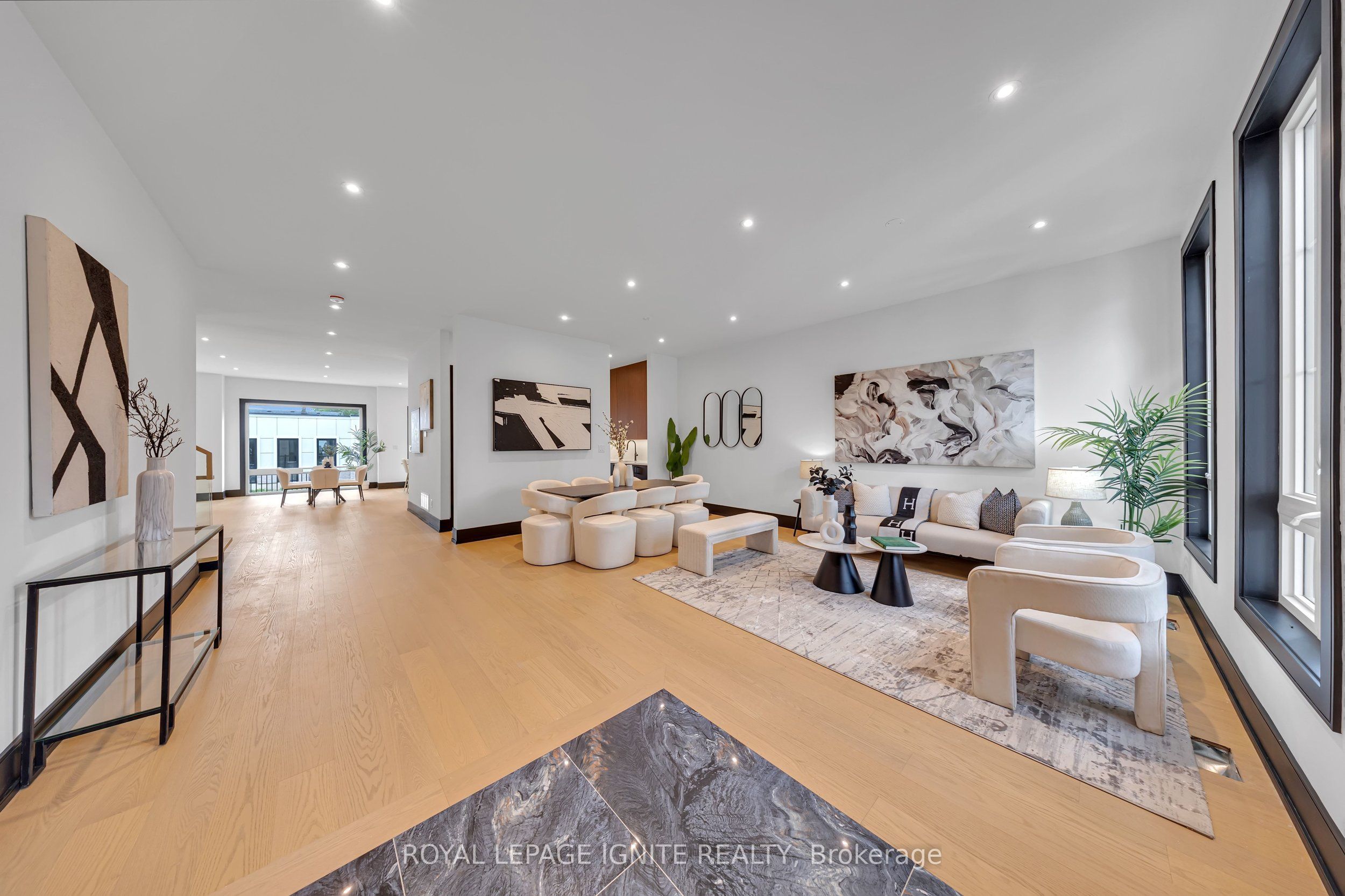 15 Deblyn Drive E, Toronto, ON M1S 1J4 photo 3