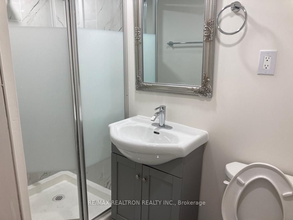 51 Pallock Hill Way, Whitby, ON L1R 0N5 photo 3