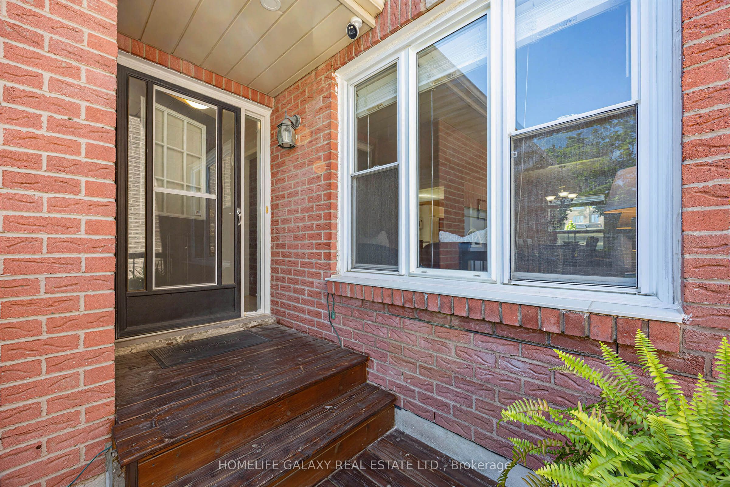 6 Bluebell Crescent, Whitby, ON L1P 1K7 photo 4