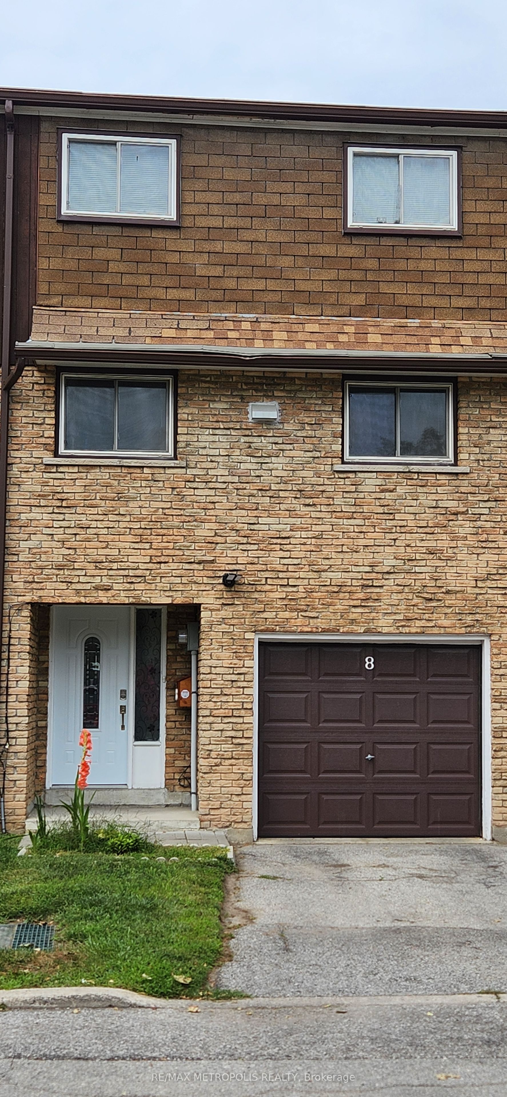 21 Rockwood Drive 8, Toronto, ON M1M 3M9 photo 3