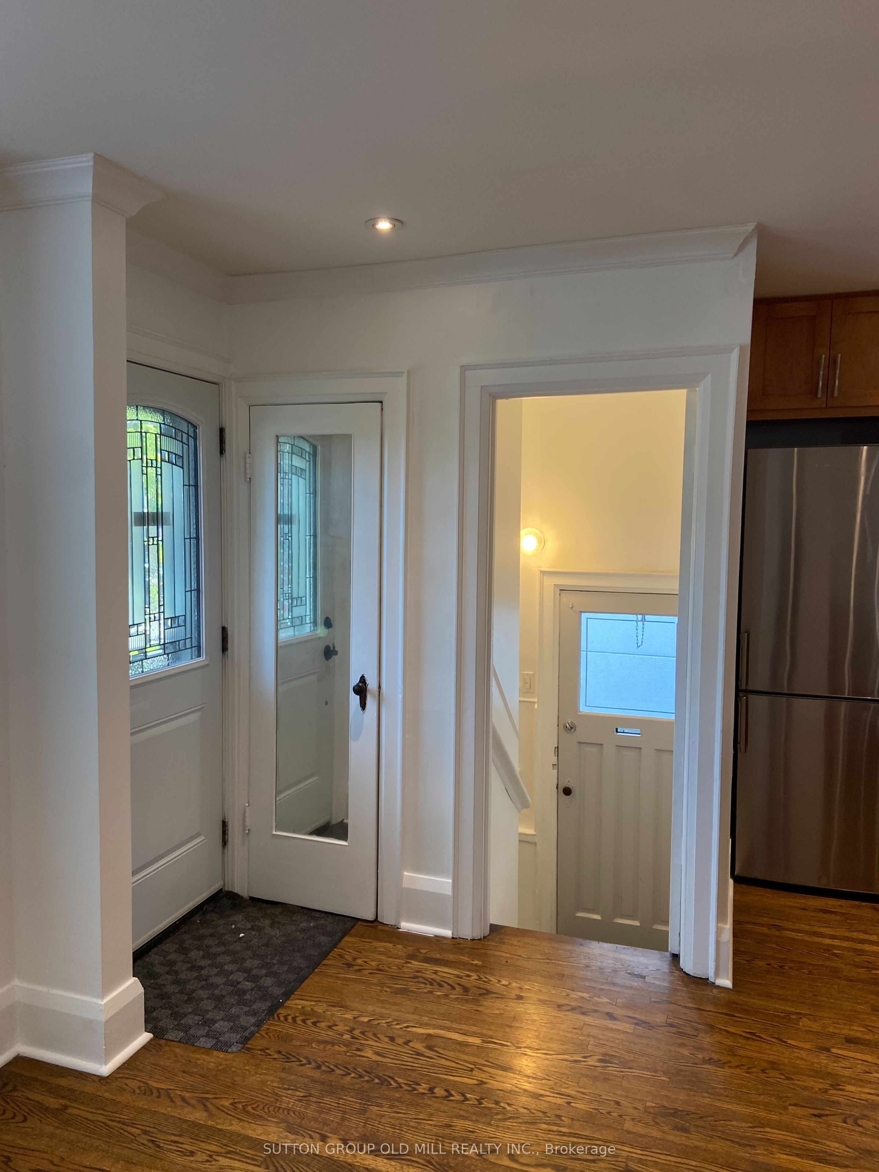 46 Richard Avenue, Toronto, ON M4L 1W9 photo 4