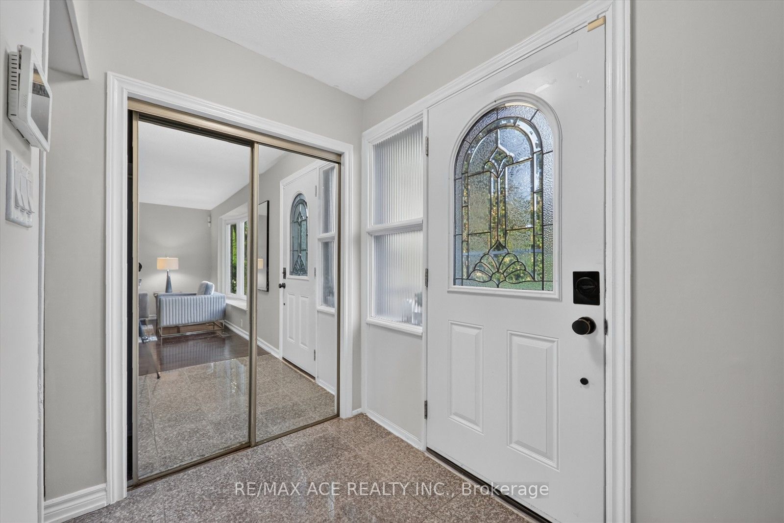 100 Merkley Square, Toronto, ON M1G 2Y7 photo 5
