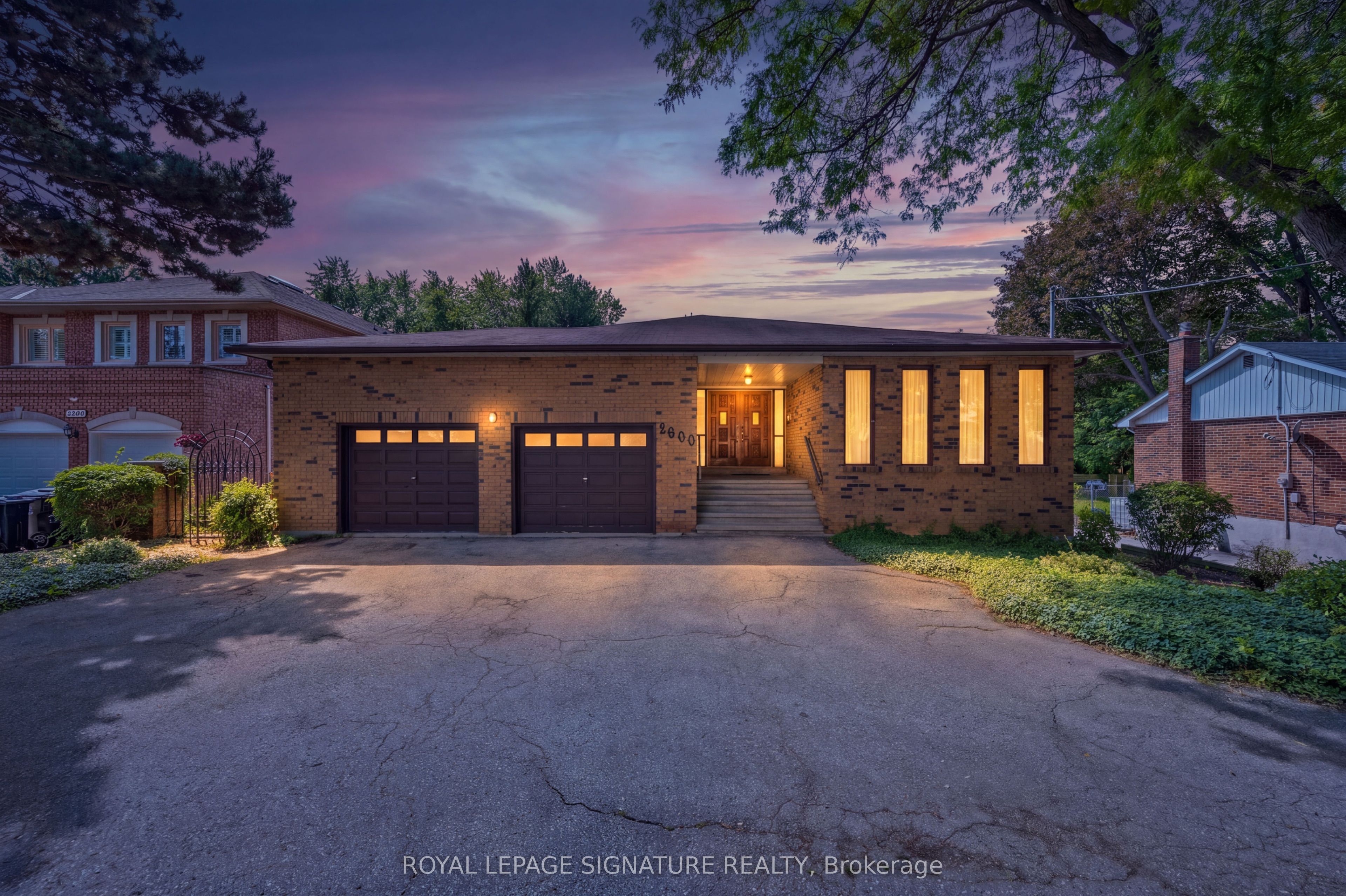 2600 Kennedy Road, Toronto, ON M1T 3H1