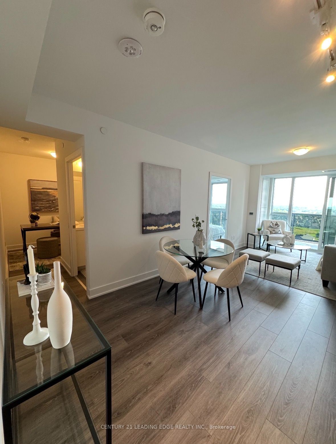 2545 Simcoe Street N 1514, Oshawa, ON L1L 0W3 photo 5
