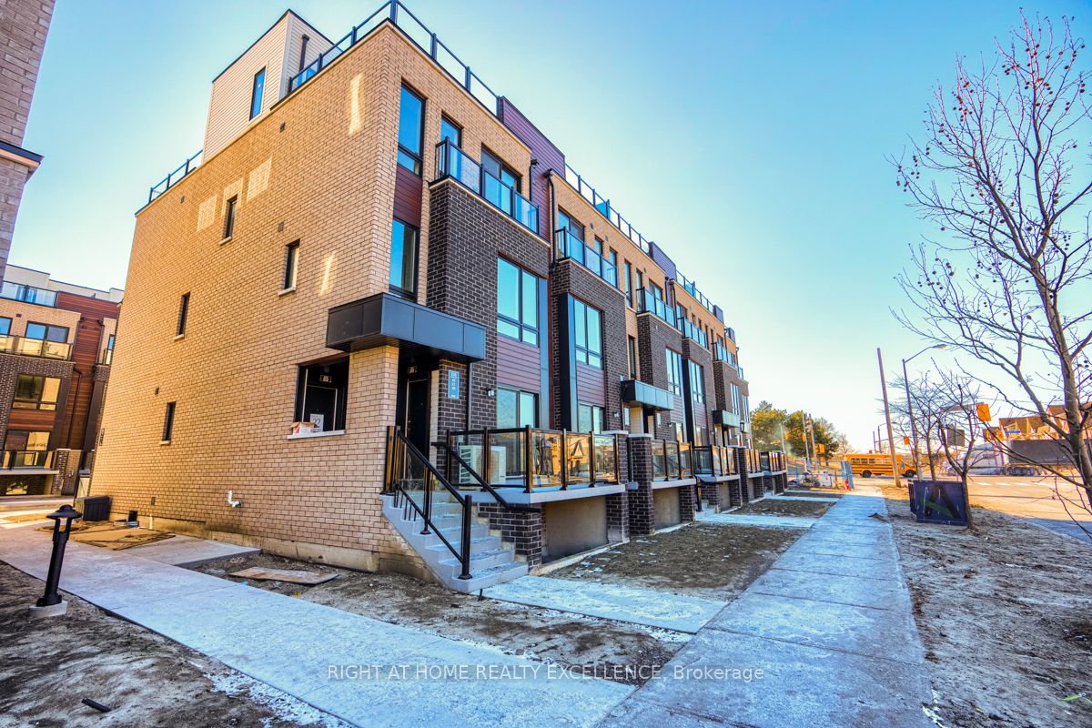 235 Mclevin Avenue E 16, Toronto, ON M1B 0E8 photo 3