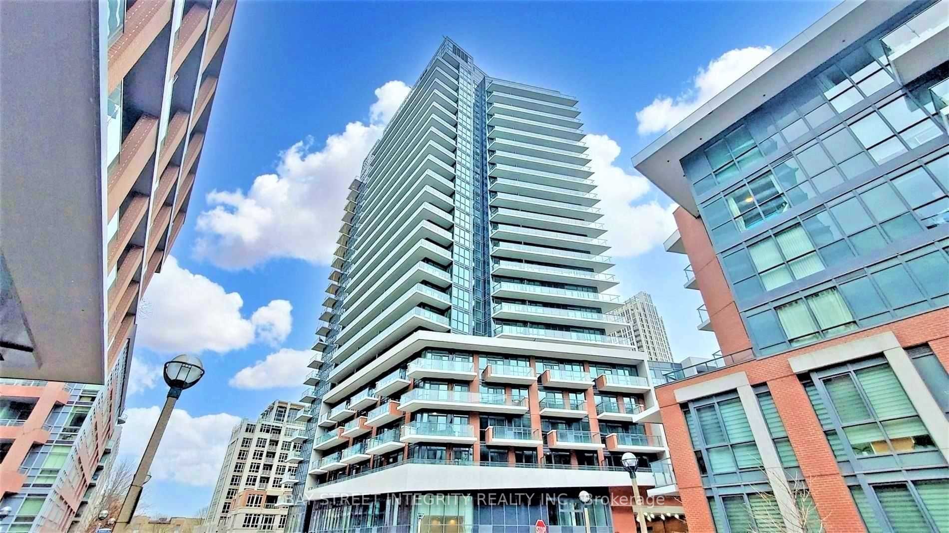 38 Iannuzzi Street 1907, Toronto, ON M5V 0S2