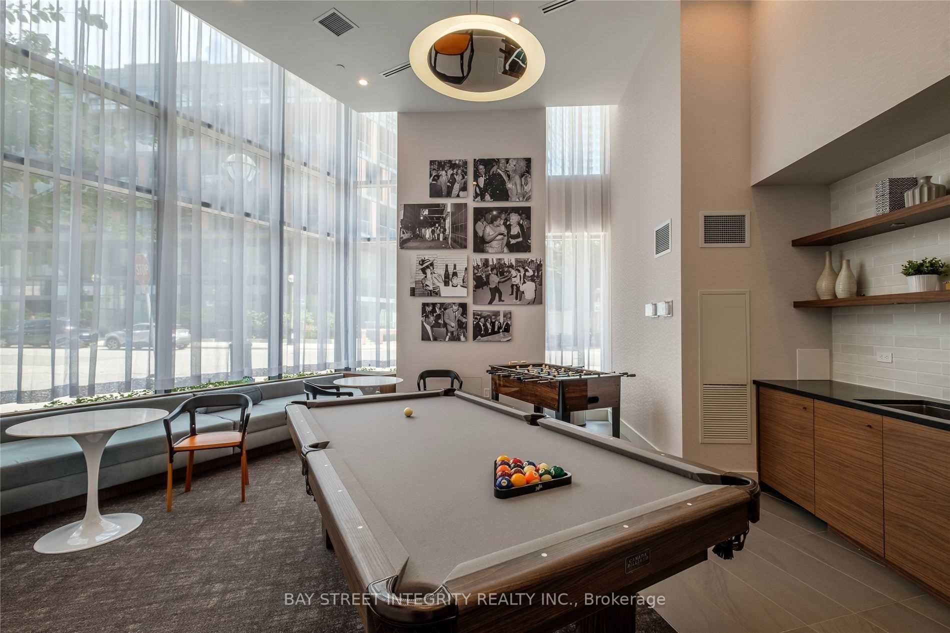 38 Iannuzzi Street 1907, Toronto, ON M5V 0S2 photo 4