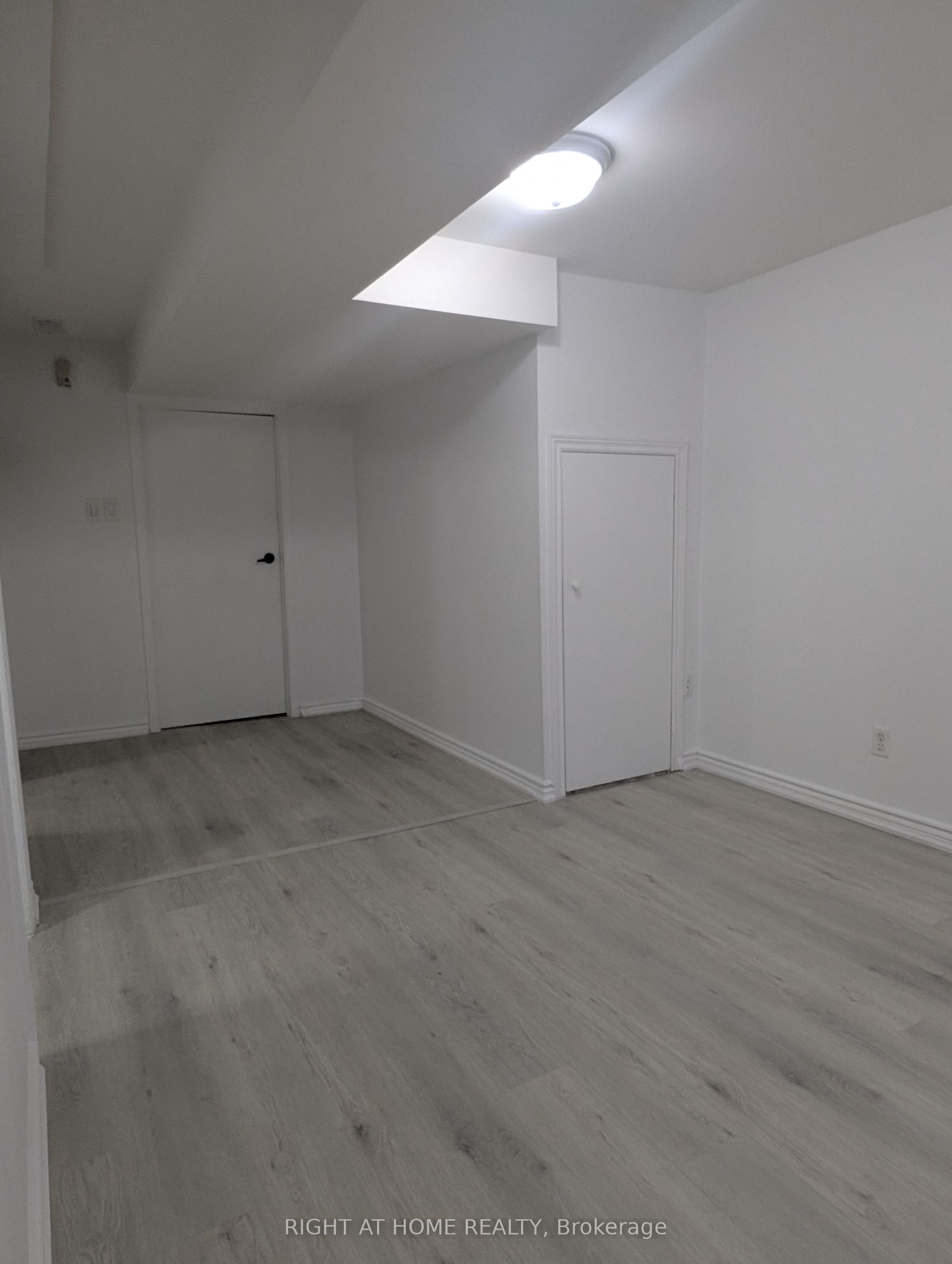 1373 Everton Street Basement, Pickering, ON L1V 2T1 photo 5
