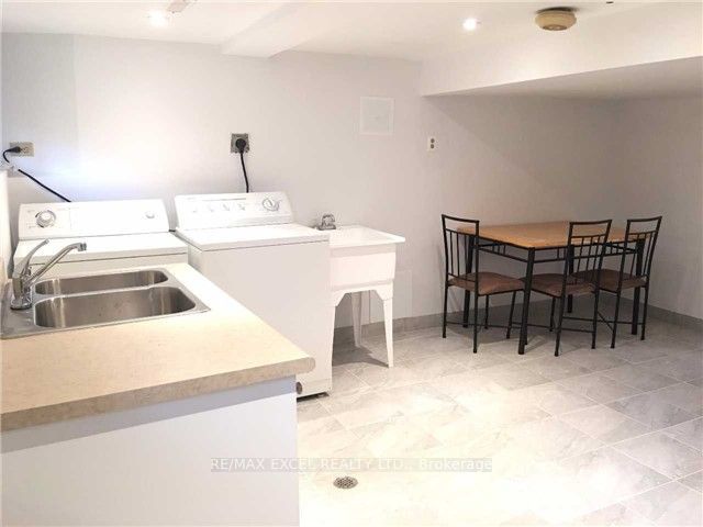 56 Leafield Drive Bsmt, Toronto, ON M1W 2T2 photo 2