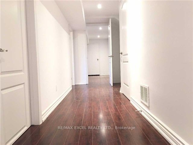 56 Leafield Drive Bsmt, Toronto, ON M1W 2T2 photo 4