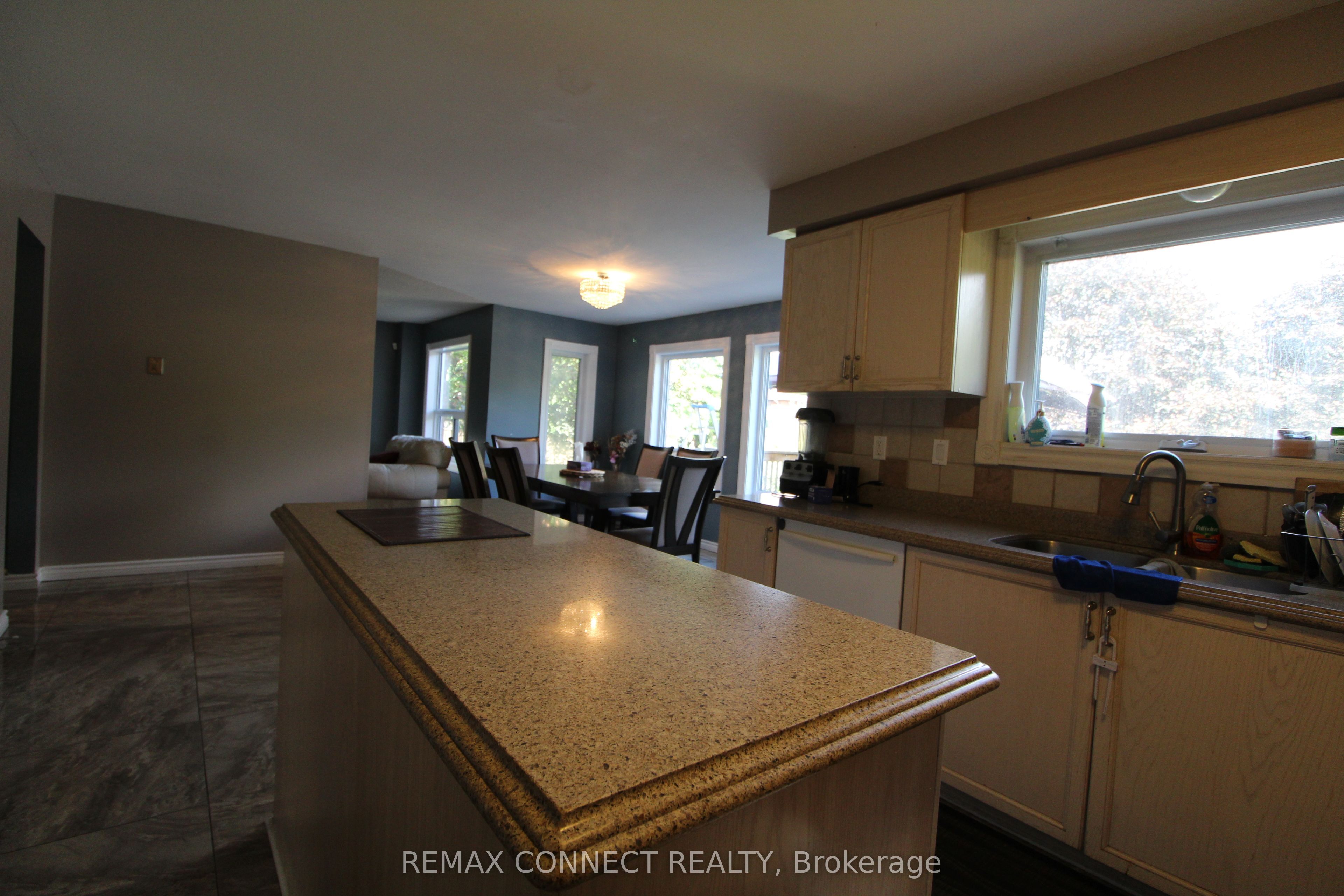 80 Kennett Drive, Whitby, ON L1P 1L5 photo 5