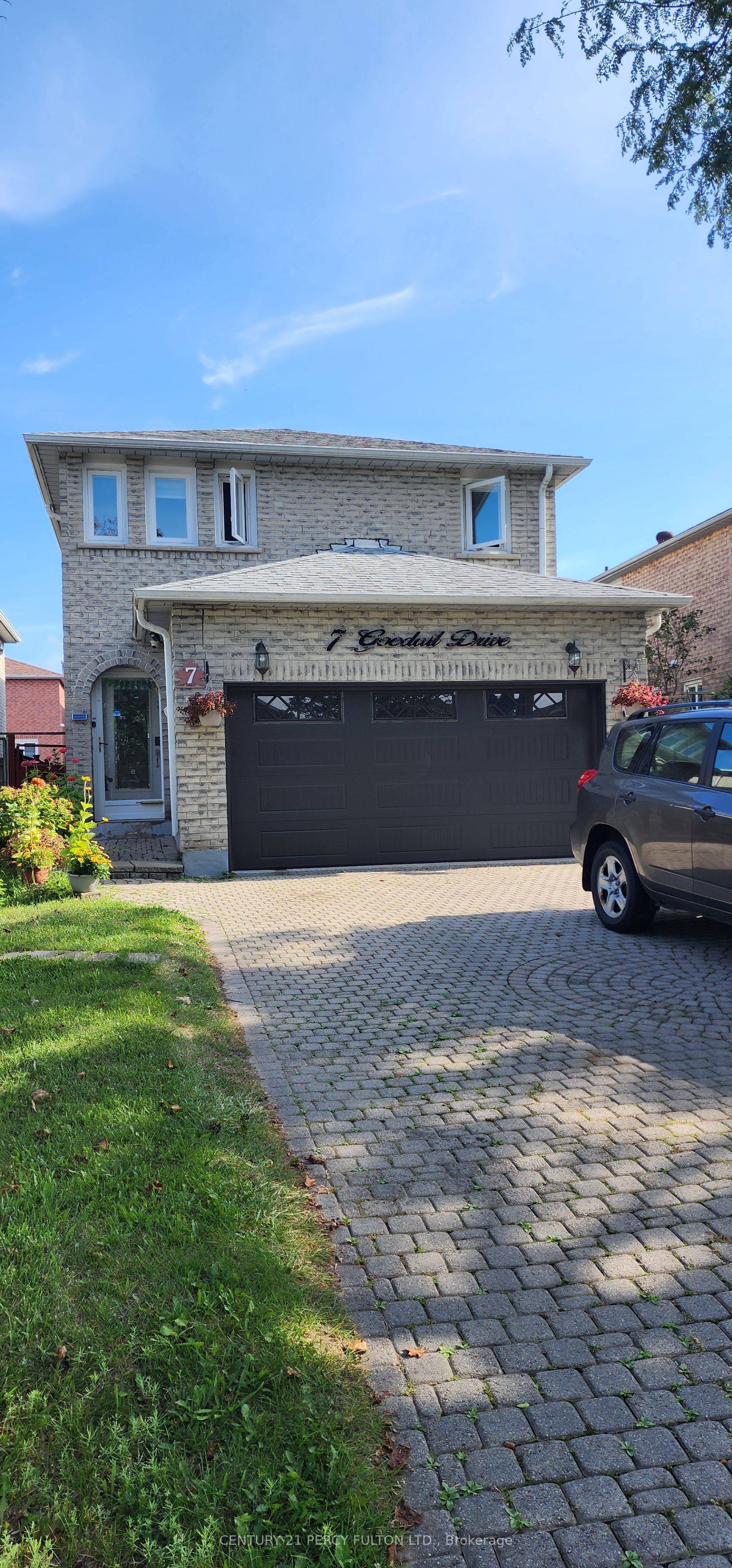 7 Goodall Drive, Toronto, ON M1B 5E1