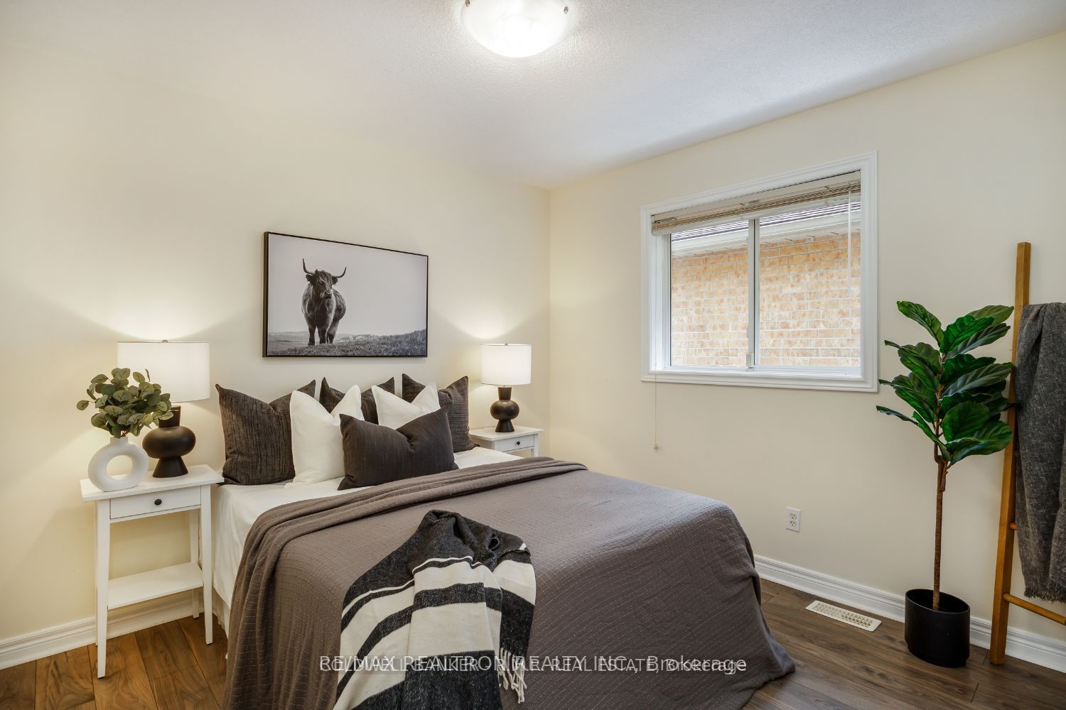 59 Harty Crescent, Ajax, ON L1T 4E6 photo 3