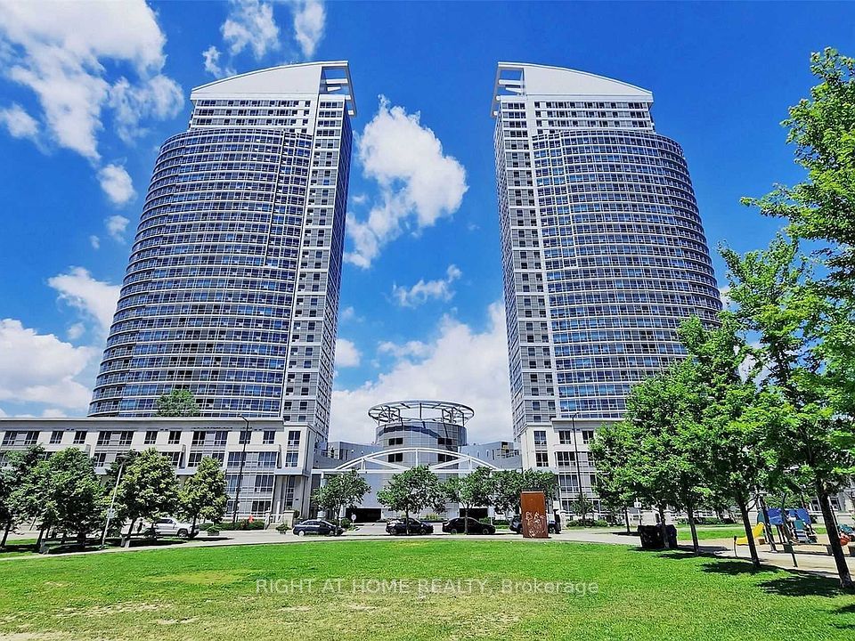 36 Lee Centre Drive 1615, Toronto, ON M1H 3K2