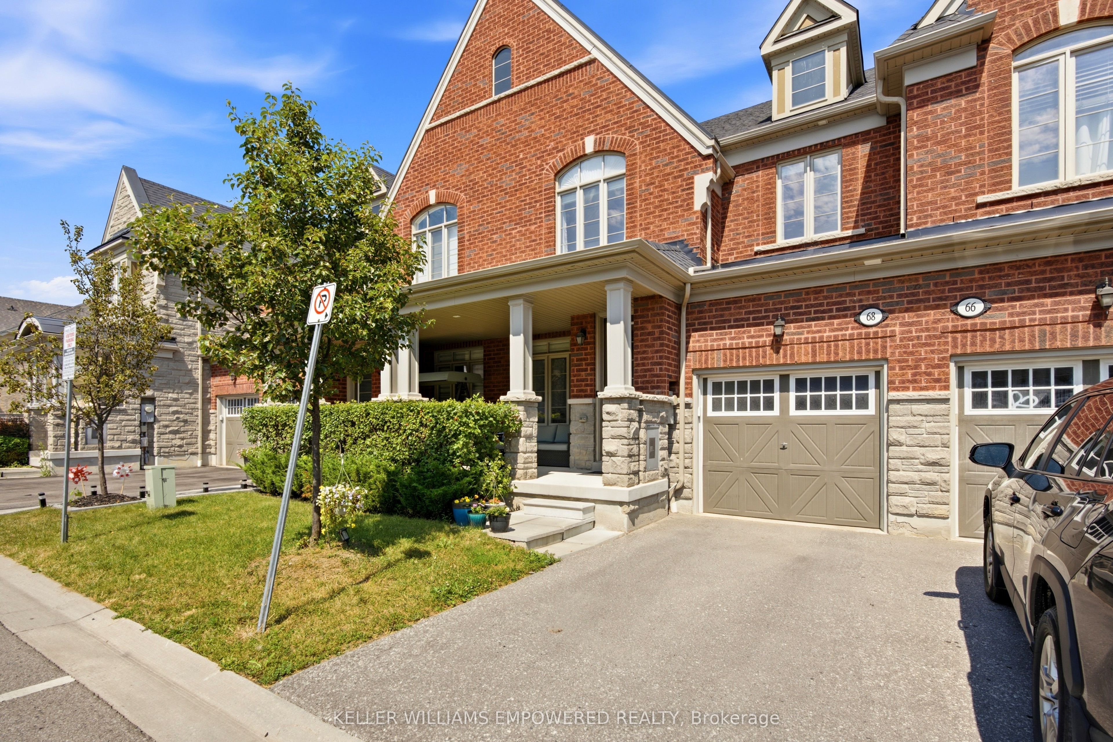 68 Workmens Circle, Ajax, ON L1T 0N7 photo 2