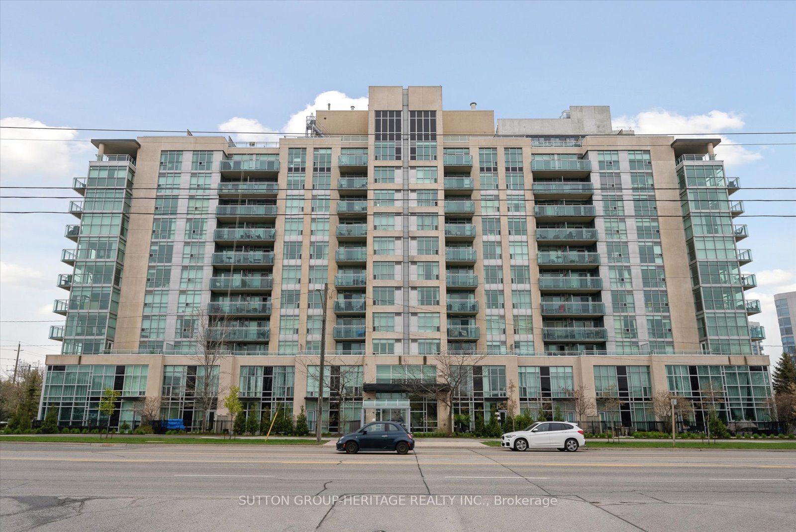 1600 Charles Street 603, Whitby, ON L1N 0G4