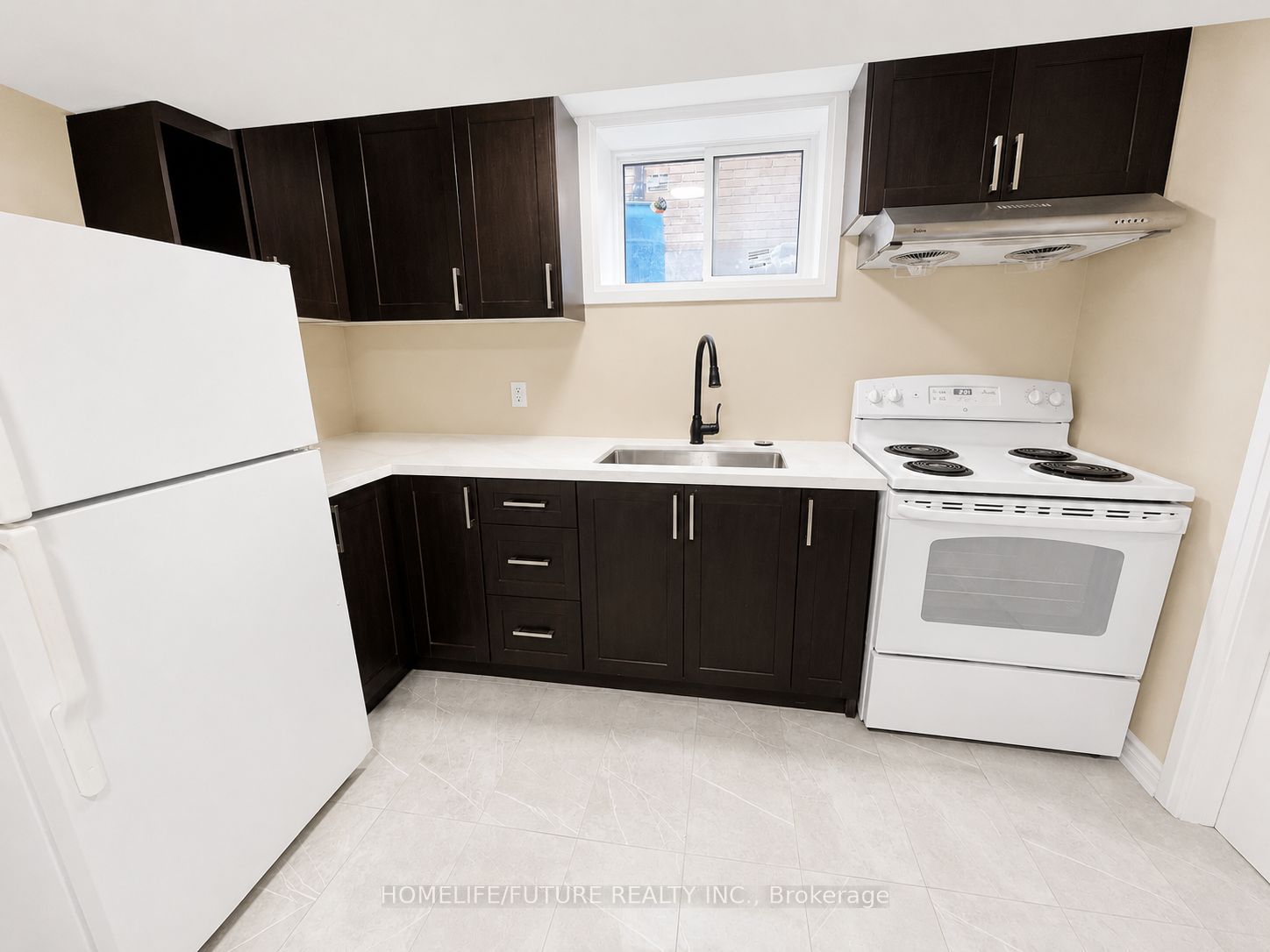 1027 Danforth Road Bsmt, Toronto, ON M1K 1J8 photo 2