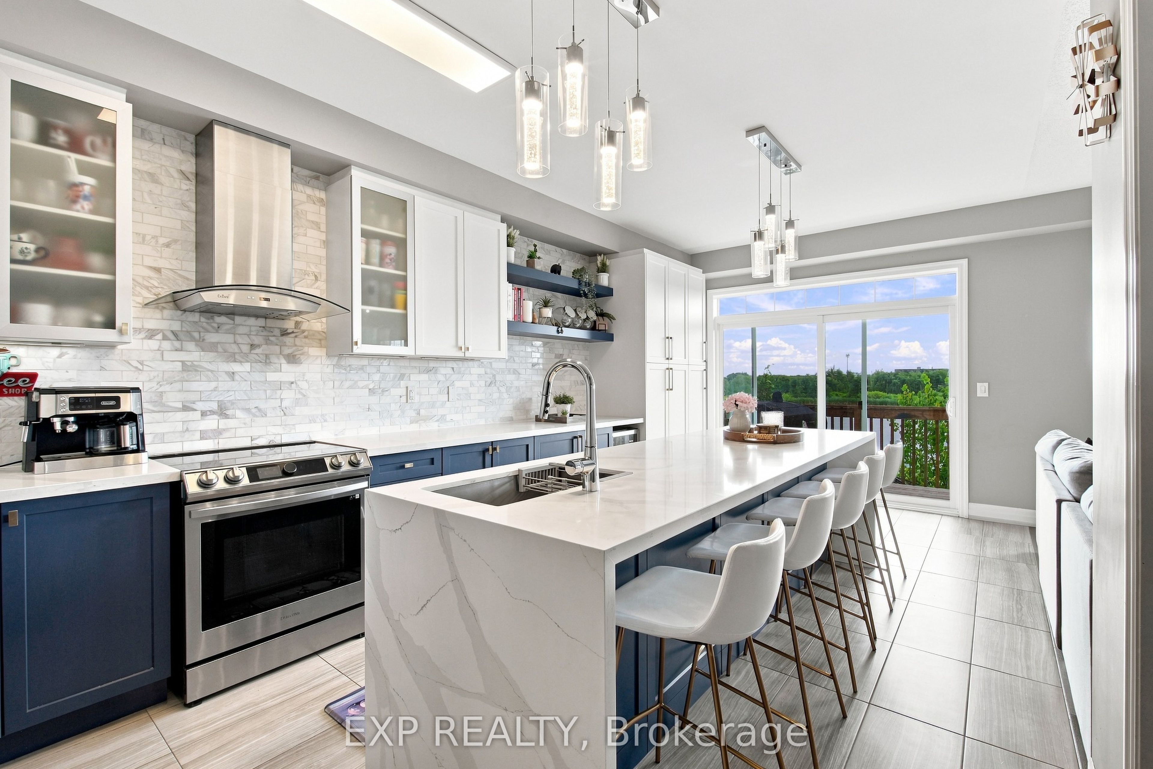 39 Purdy Place, Clarington, ON L1C 0V2 photo 2