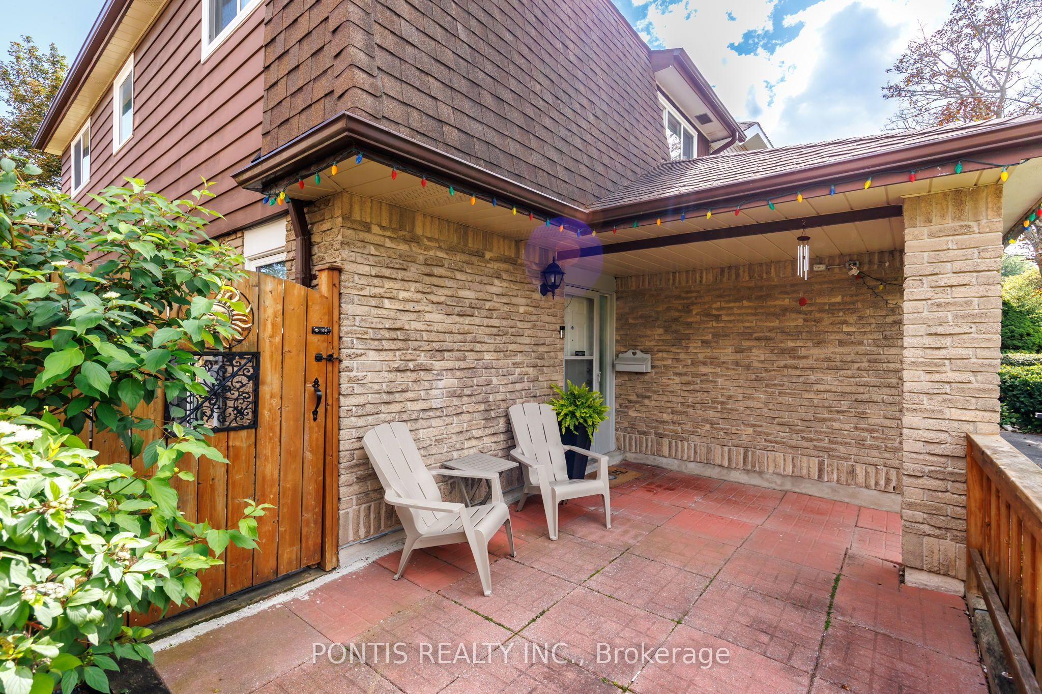 756 Cobblers Court, Pickering, ON L1V 2Z3 photo 4