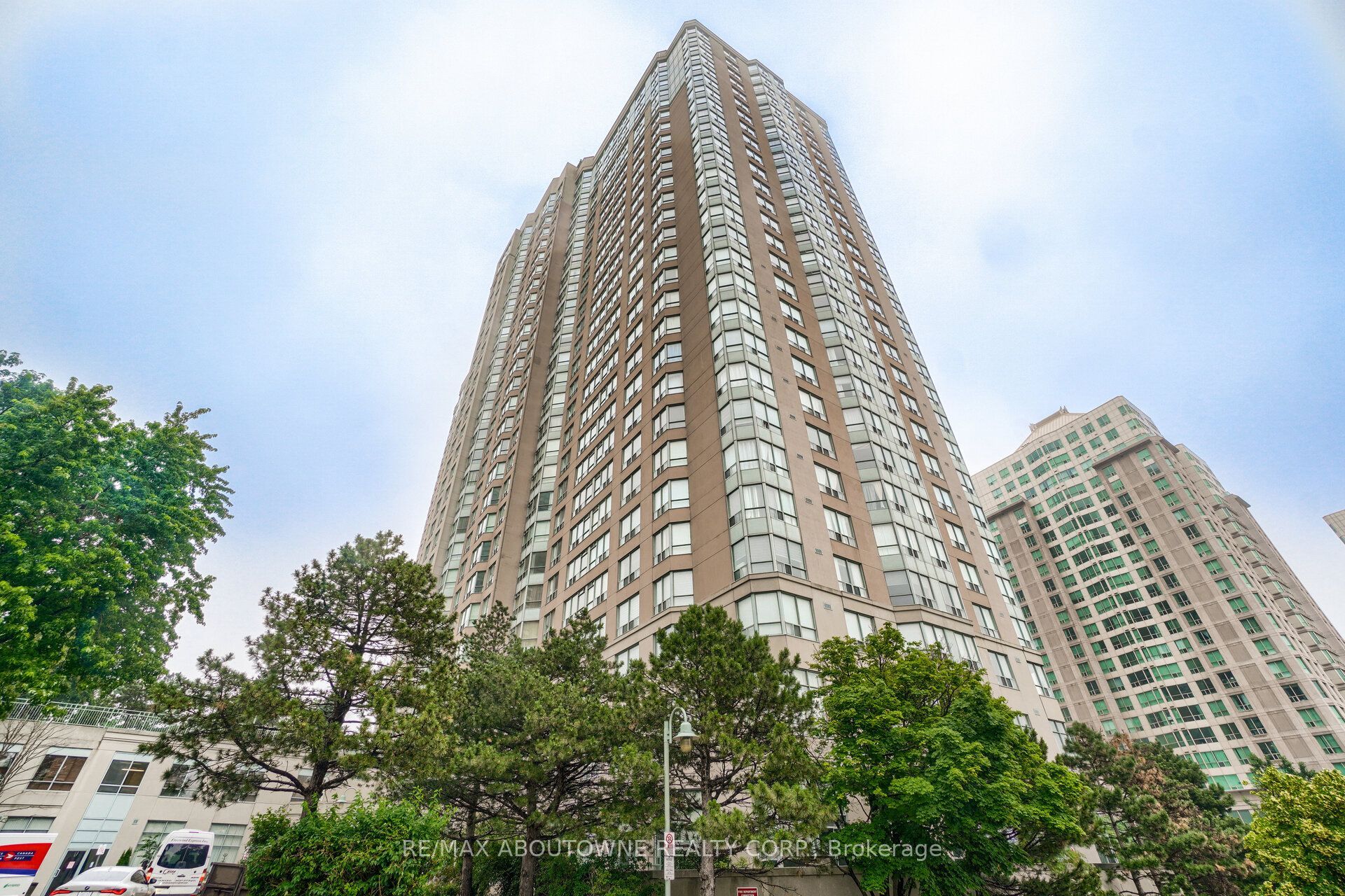88 Corporate Drive 705, Toronto, ON M1H 3G6 photo 2