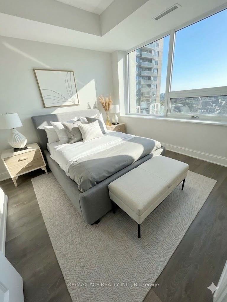 20 Meadowglen Place 522, Toronto, ON M1H 2Y5 photo 3