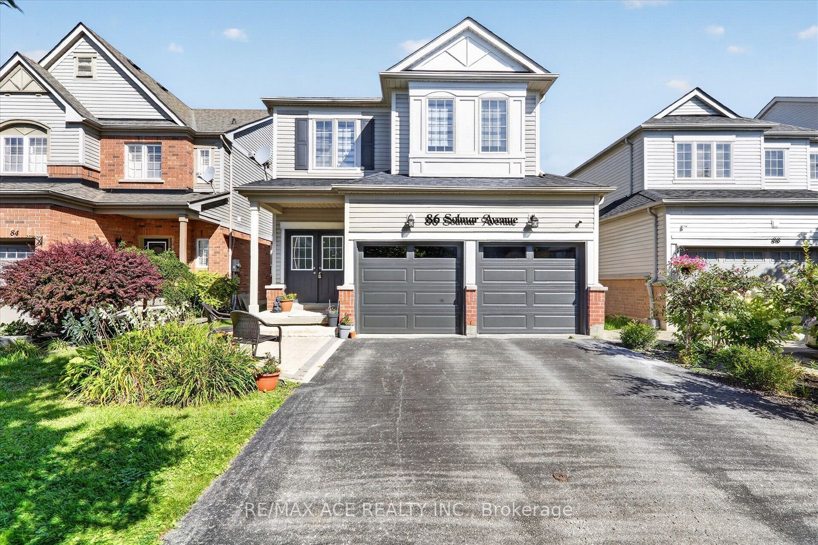 86 Solmar Avenue, Whitby, ON L1R 3G2 photo 2