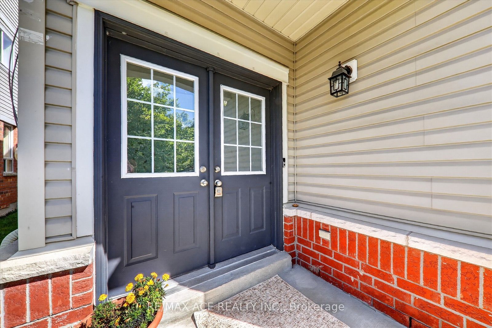 86 Solmar Avenue, Whitby, ON L1R 3G2 photo 5