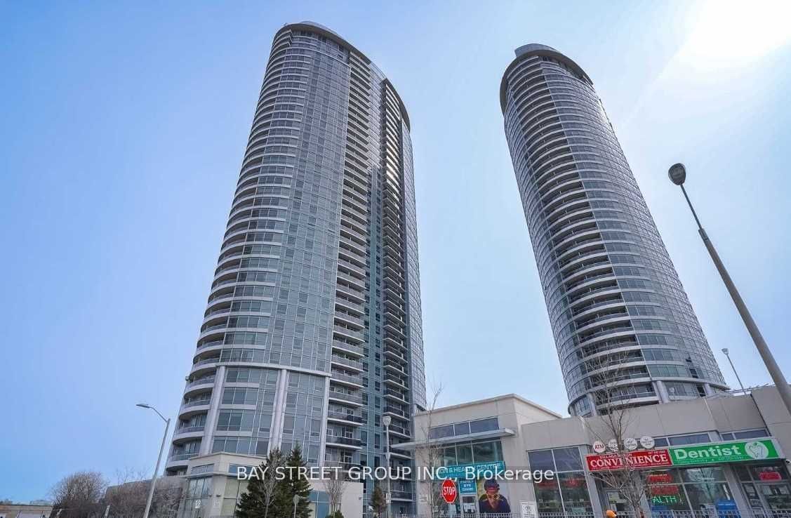 135 Village Green Square 3622, Toronto, ON M1S 0G4
