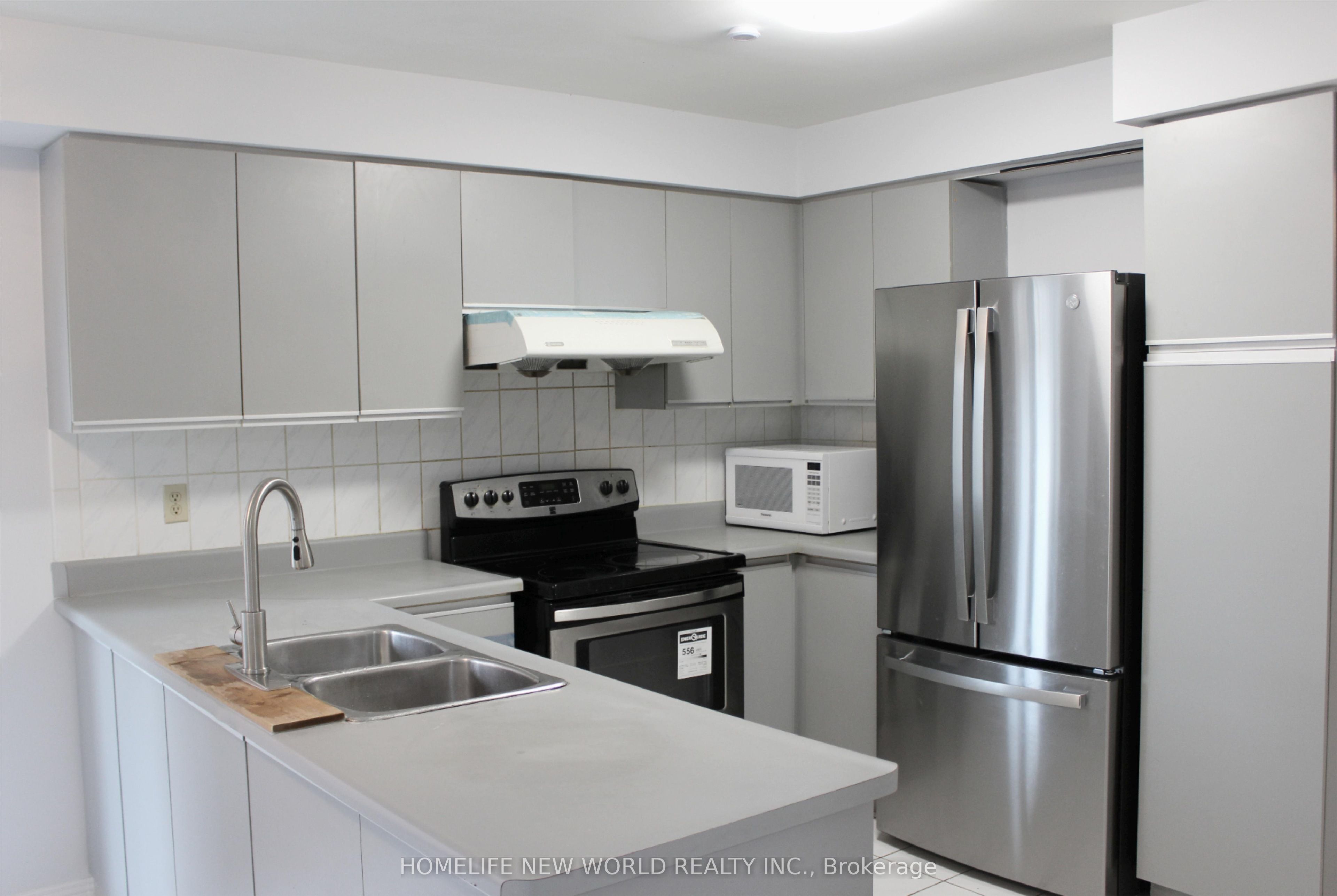 328 Port Royal Trail, Toronto, ON M1V 2L7 photo 2