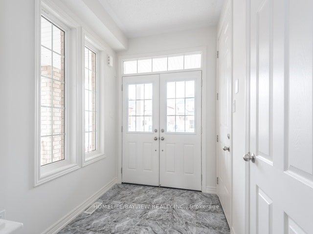 1088 Greenhill Avenue, Oshawa, ON L1H 7K5 photo 5
