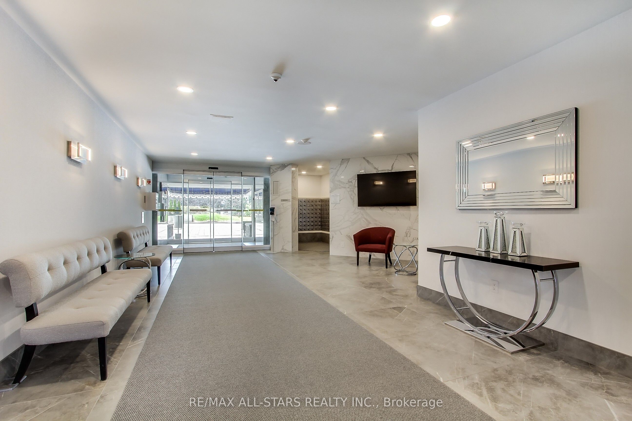 255 Bamburgh Circle 1203, Toronto, ON M1W 3T6