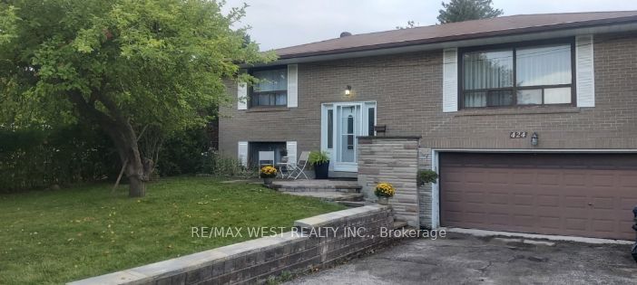 424 Brimorton Drive, Toronto, ON M1H 2E5