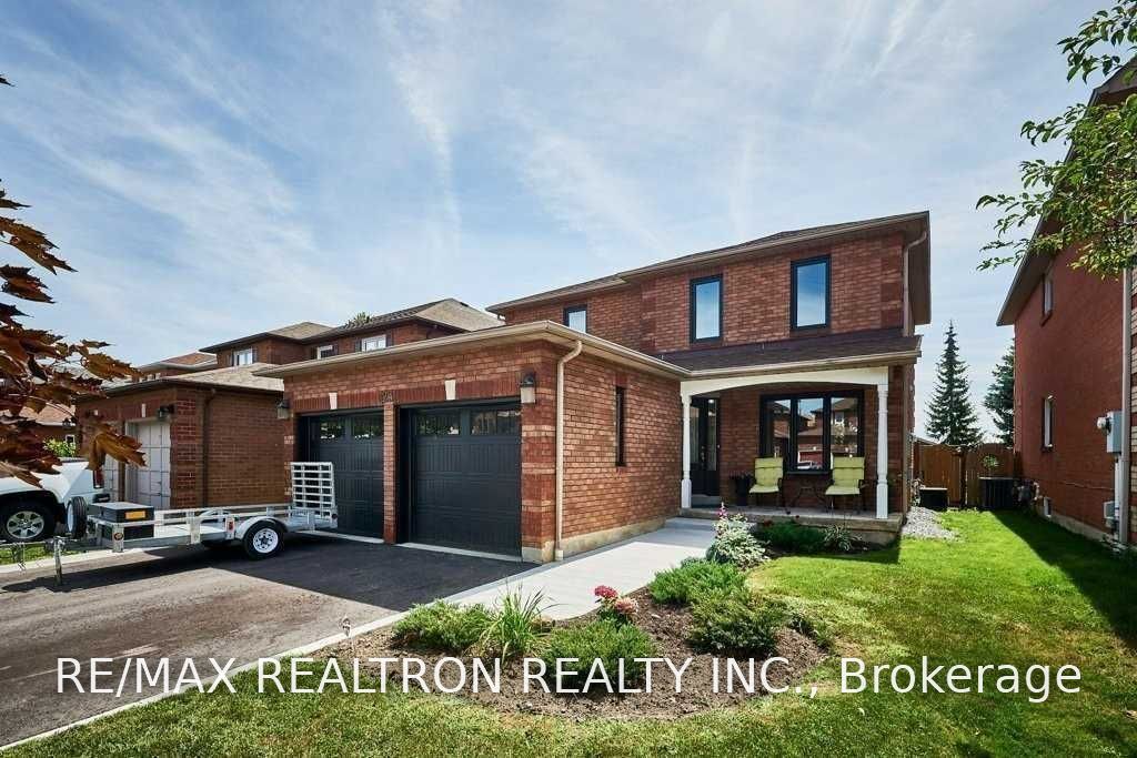 23 Keeble Crescent, Ajax, ON L1T 3R7