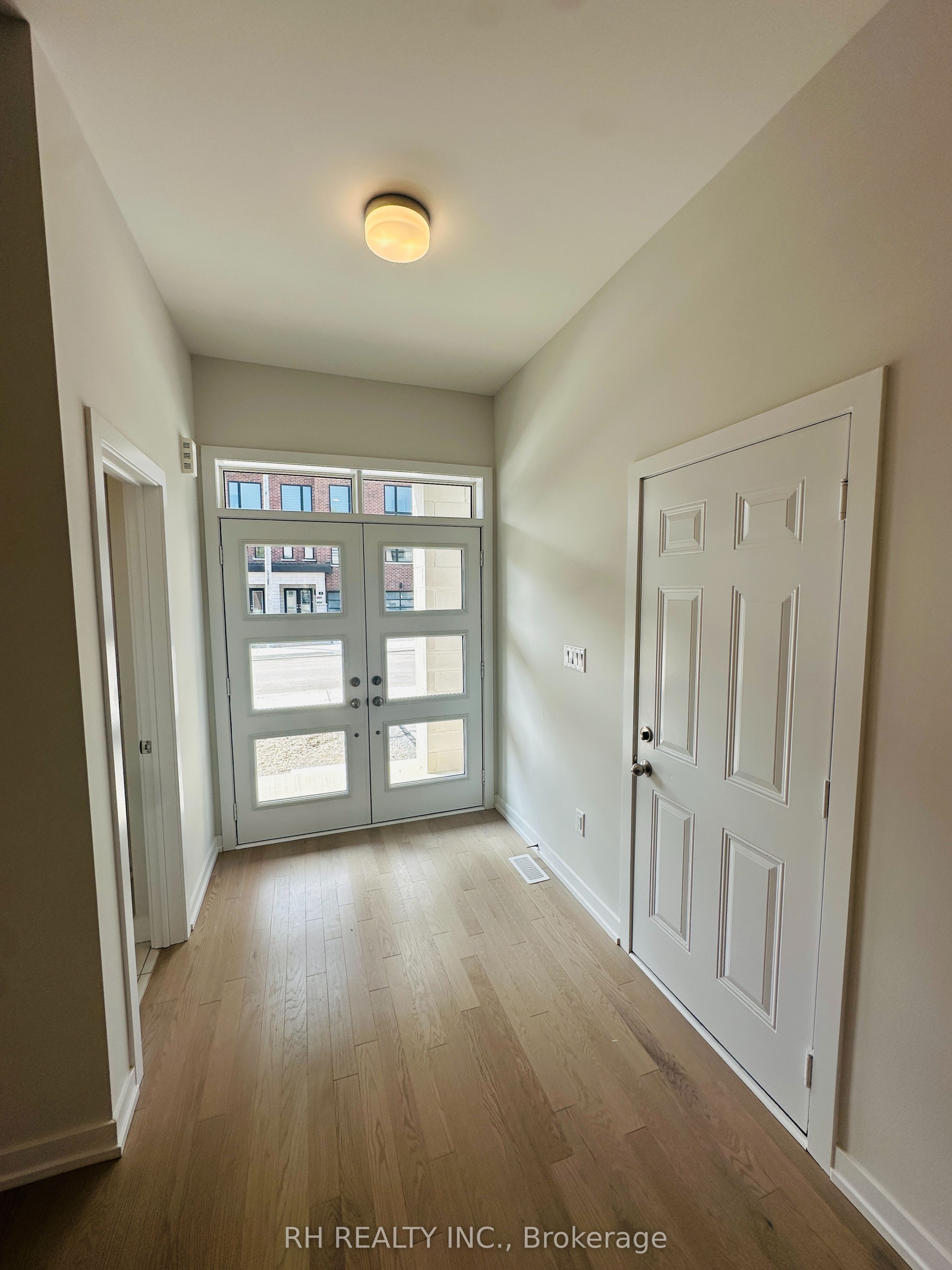 37 Danielle Moore Circle, Toronto, ON M1P 0G9 photo 3