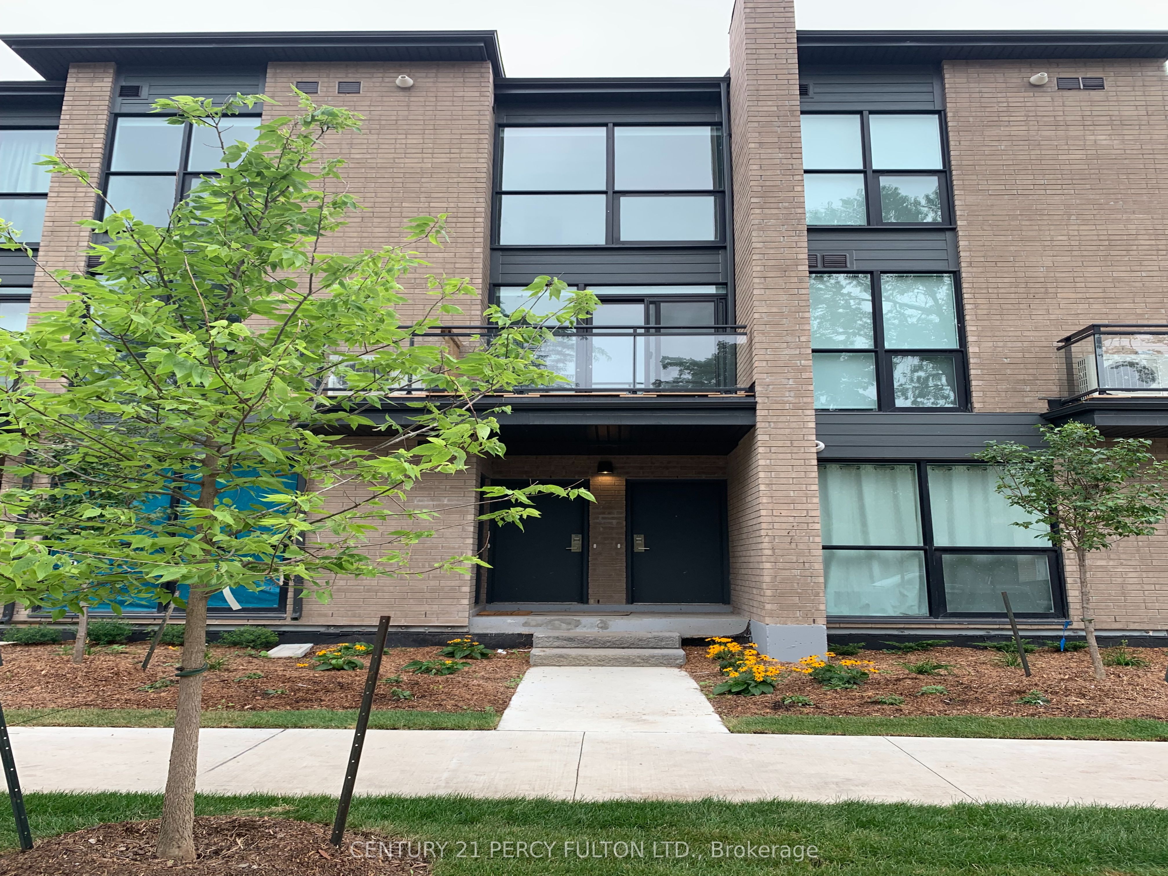 9B Falaise Road, Toronto, ON M1E 0C5 photo 3