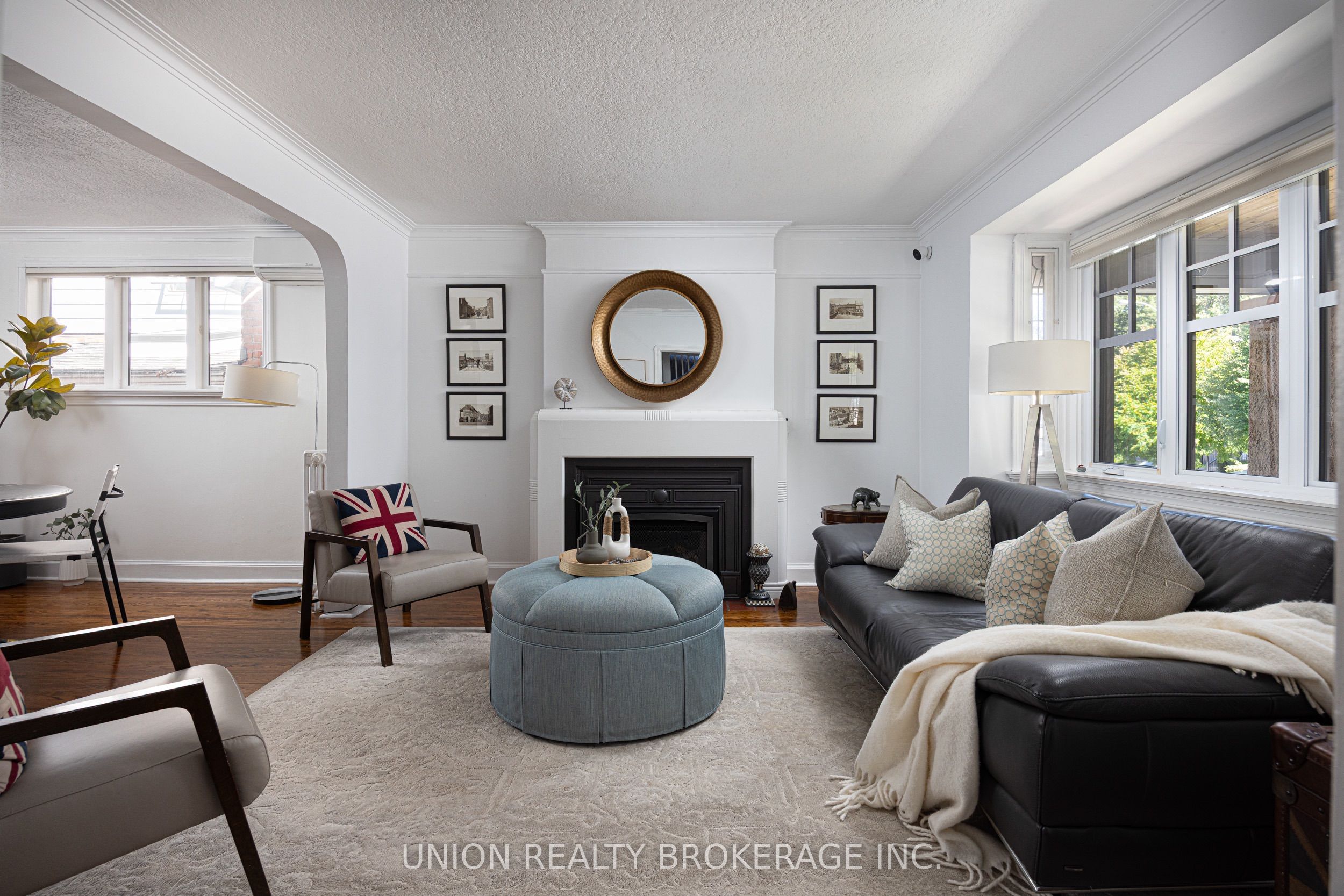 8 Woodland Park Road, Toronto, ON M1N 2X6 photo 2