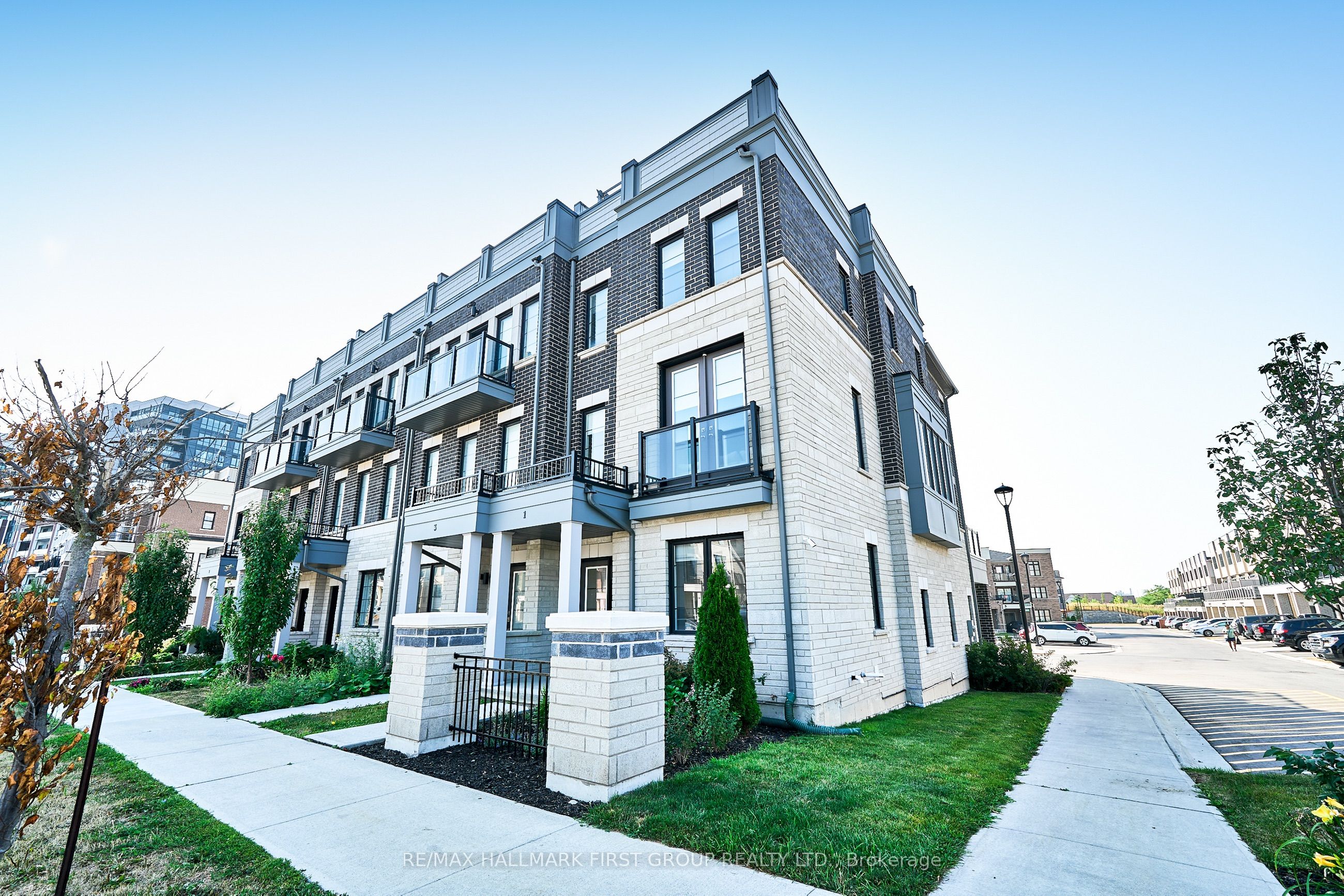 1 Clarington Boulevard, Clarington, ON L1C 7E8