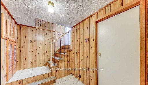 49 Janray (BSMNT) Drive, Toronto, ON M1G 1Y2 photo 4