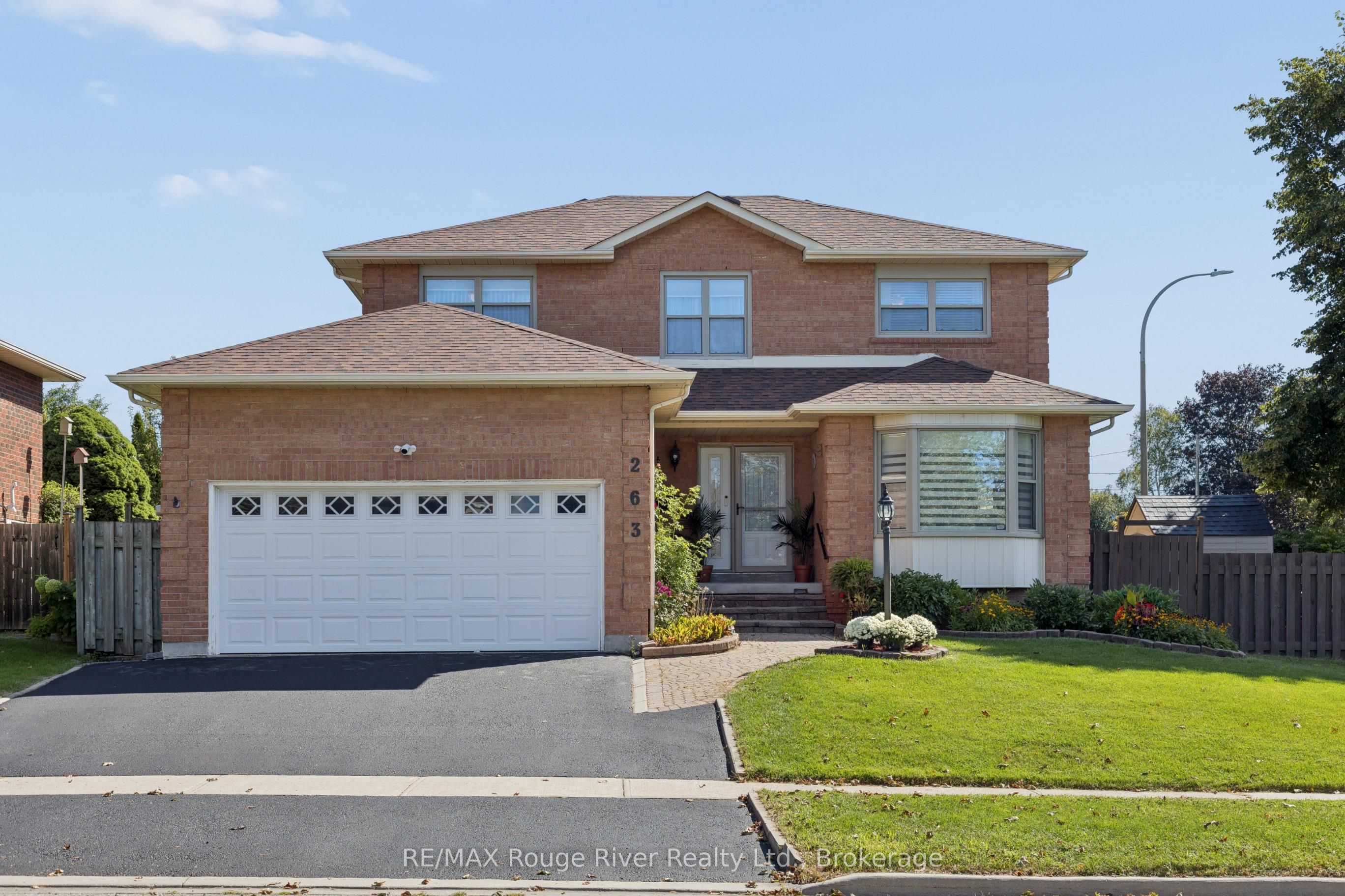 263 Glen Hill Drive, Whitby, ON L1N 7J5