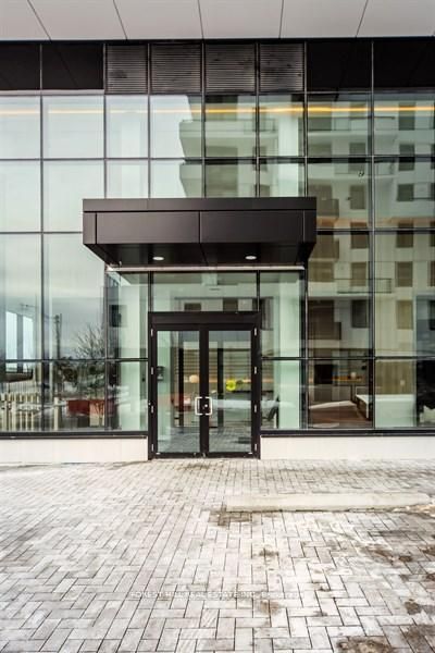 1050 Eastern Avenue PH 1702, Toronto, ON M4L 0B7 photo 2