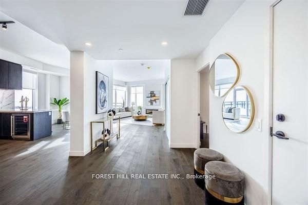 1050 Eastern Avenue PH 1702, Toronto, ON M4L 0B7 photo 4