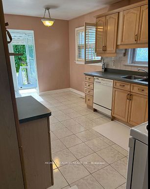 49 Janray Drive, Toronto, ON M1G 1Y2 photo 4