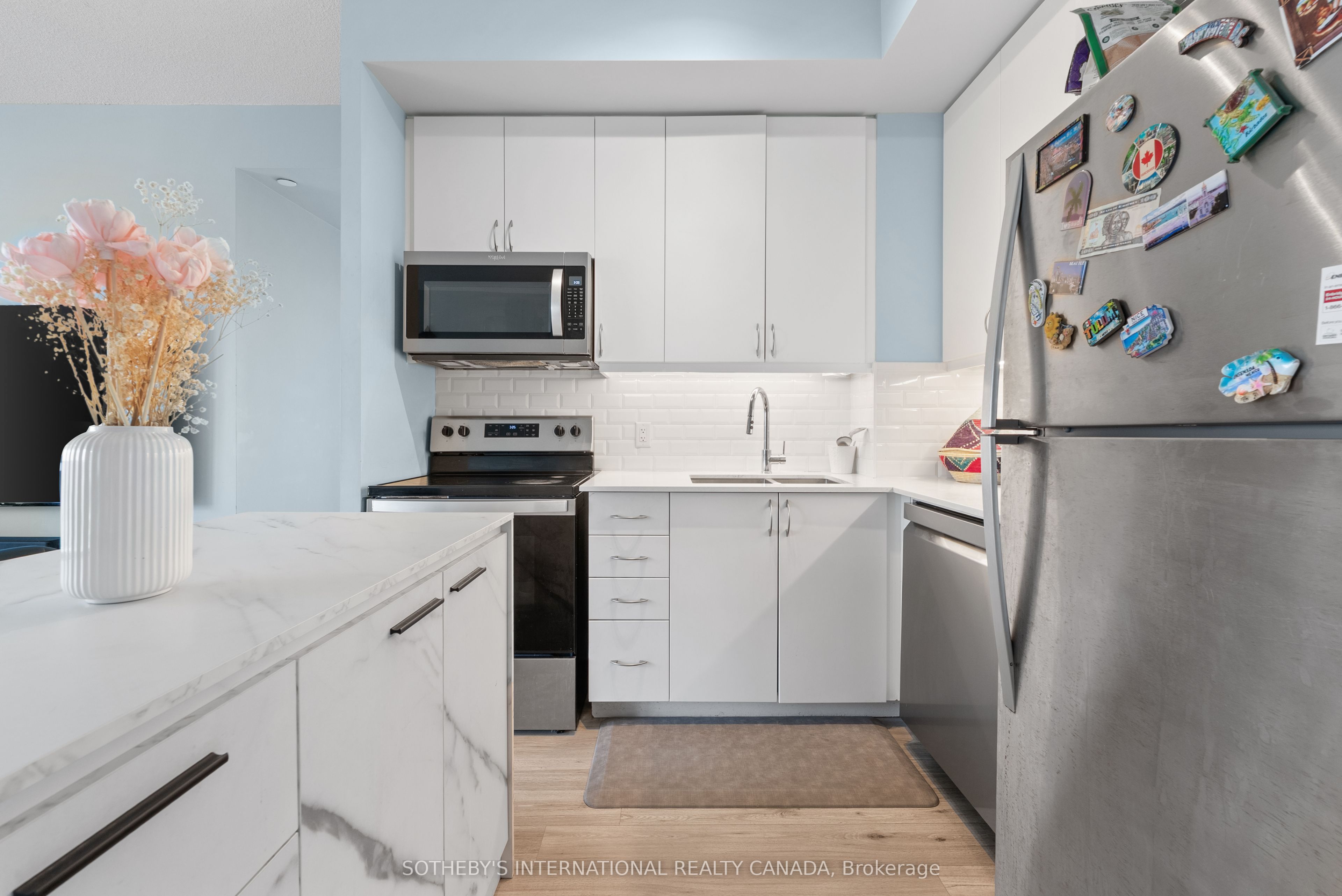 3220 Sheppard Avenue E 809, Toronto, ON M1T 0B7 photo 3