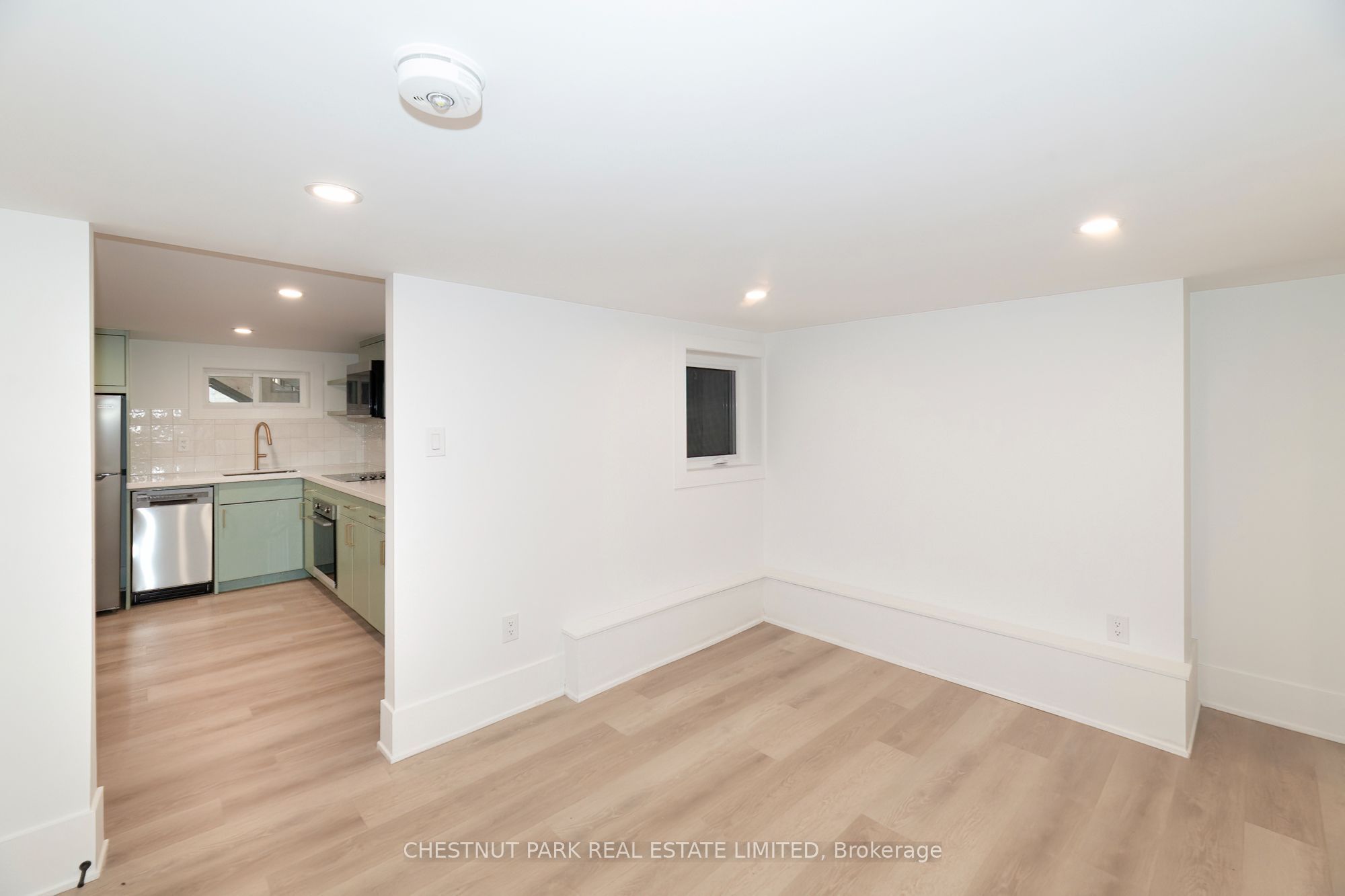 1105 Queen Street Lower, Toronto, ON M4M 1K7 photo 5