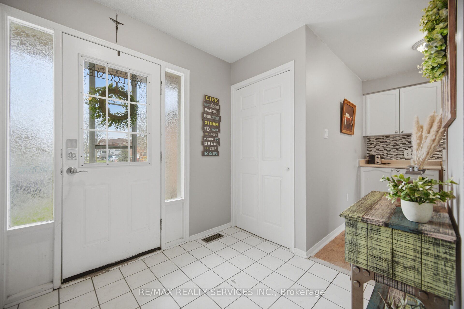 59 Fry Crescent, Clarington, ON L1C 4Y3 photo 2