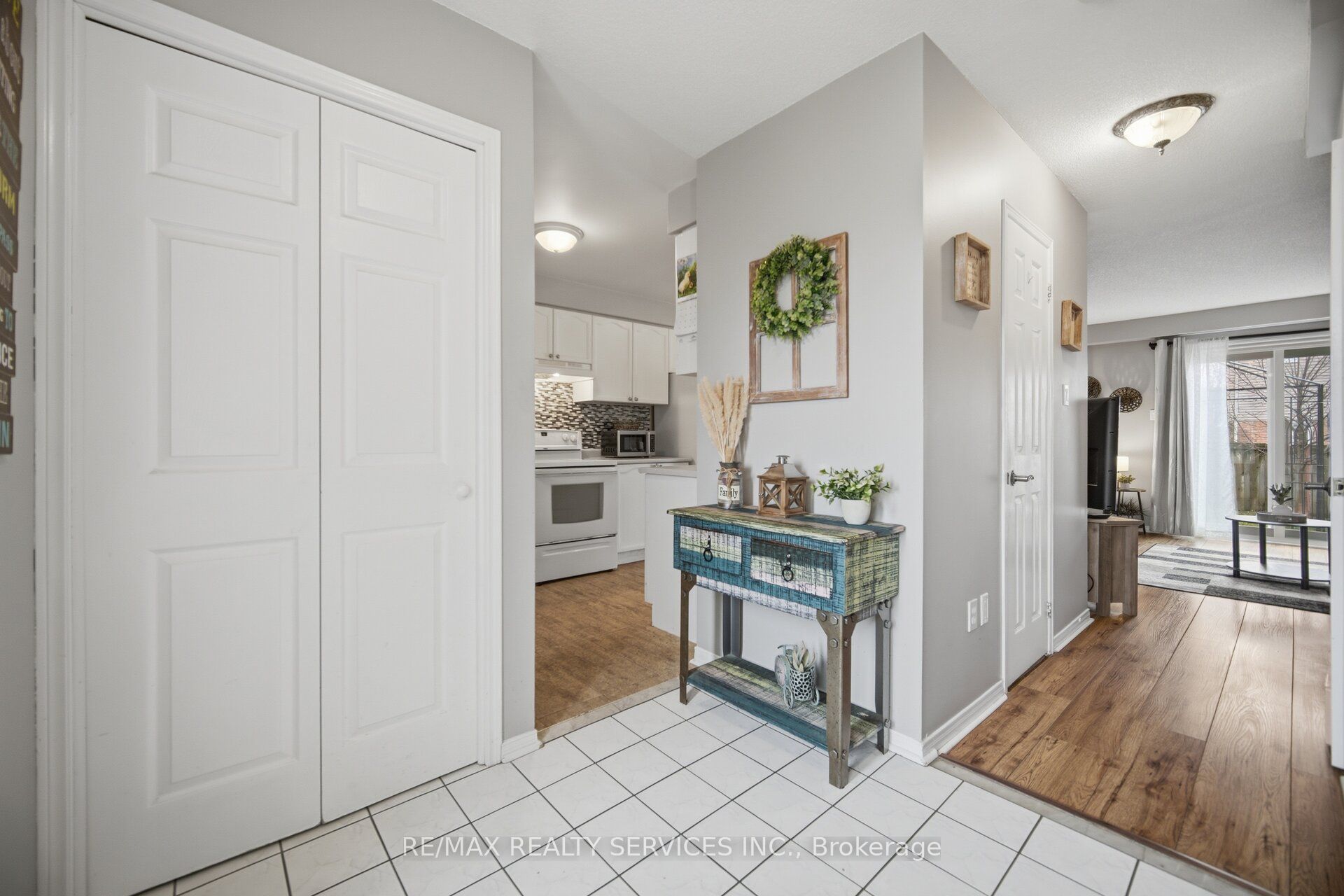 59 Fry Crescent, Clarington, ON L1C 4Y3 photo 3