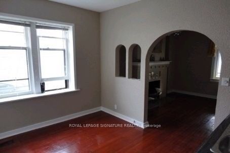 2352 Queen Street E Main #1, Toronto, ON M4E 1G9 photo 3