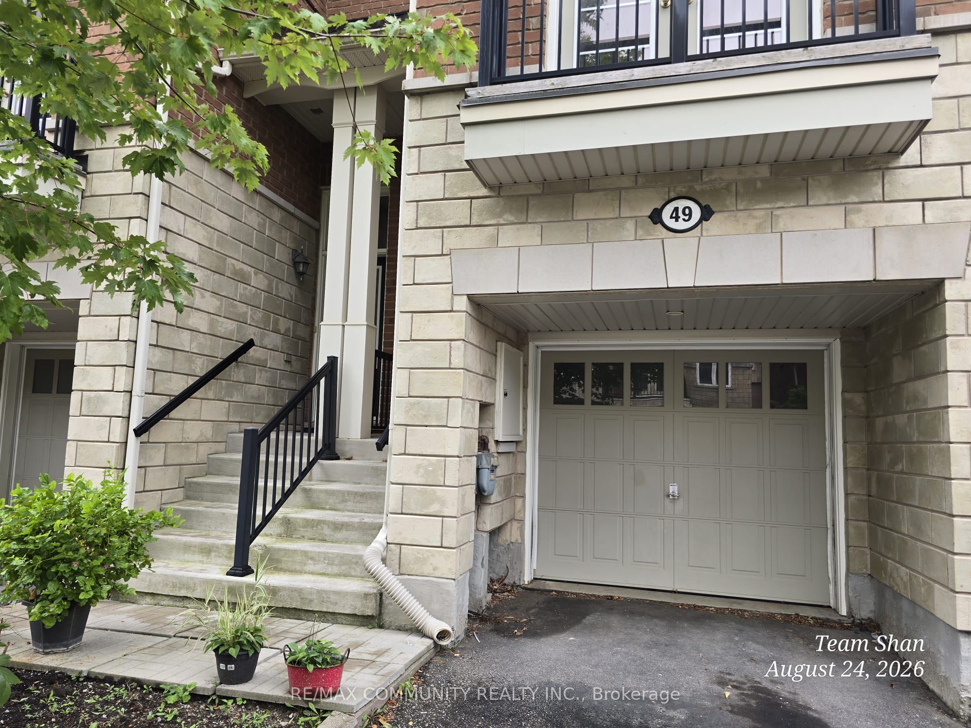 49 Ferguson Street, Toronto, ON M1L 0C9 photo 3