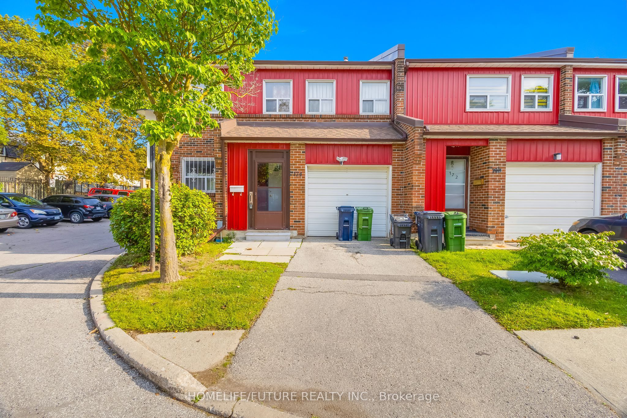 124 Dusay Place 174, Toronto, ON M1W 2N2 photo 2