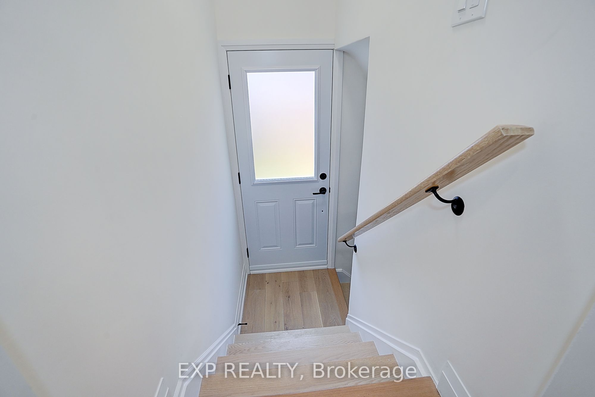 36 Vauxhall Drive Bsmt, Toronto, ON M1P 1P7 photo 3